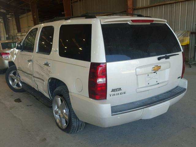 1GNSCCE00CR171364 - 2012 CHEVROLET TAHOE C150 WHITE photo 3