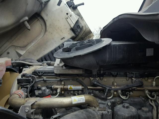 1FUJGEDV3DSBV1083 - 2013 FREIGHTLINER CASCADIA 1 WHITE photo 7