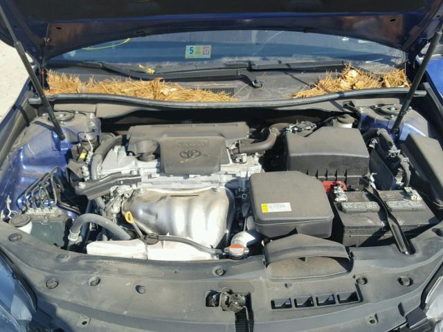 4T1BF1FK5GU605040 - 2016 TOYOTA CAMRY LE 蓝色 照片 7