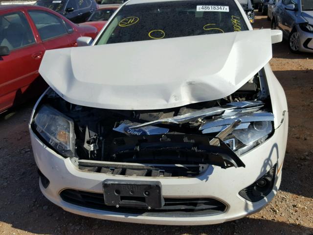 3FAHP0HA3AR210997 - 2010 FORD FUSION SE WHITE photo 9