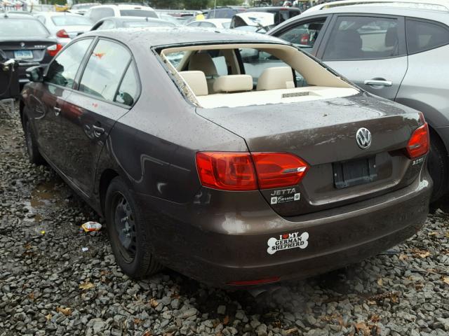 3VWDZ7AJ1BM321680 - 2011 VOLKSWAGEN JETTA SE 棕色 照片 3