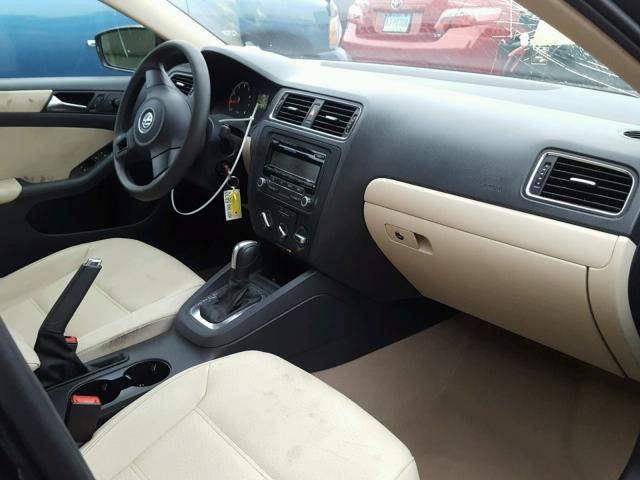 3VWDZ7AJ1BM321680 - 2011 VOLKSWAGEN JETTA SE 棕色 照片 5