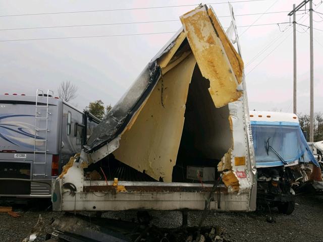 1UYVS25305U418607 - 2005 UTILITY TRAILER WHITE photo 2