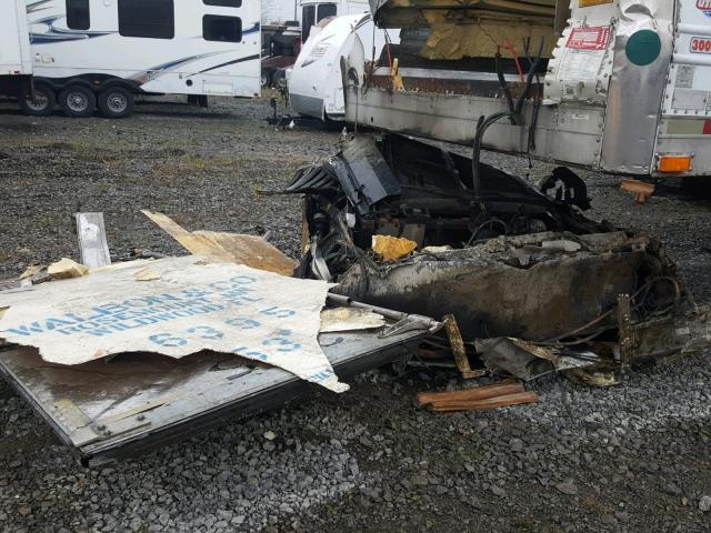 1UYVS25305U418607 - 2005 UTILITY TRAILER WHITE photo 9