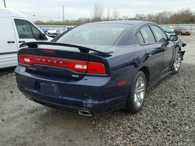 2C3CDXBG7EH199253 - 2014 DODGE CHARGER SE BLUE photo 4