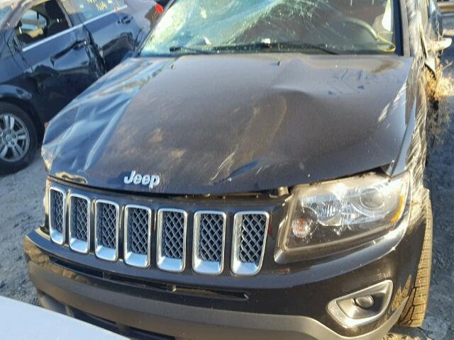 1C4NJCCB5ED618514 - 2014 JEEP COMPASS LI BLACK photo 7