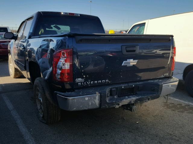 2GCEC13J371638510 - 2007 CHEVROLET SILVERADO BLUE photo 3