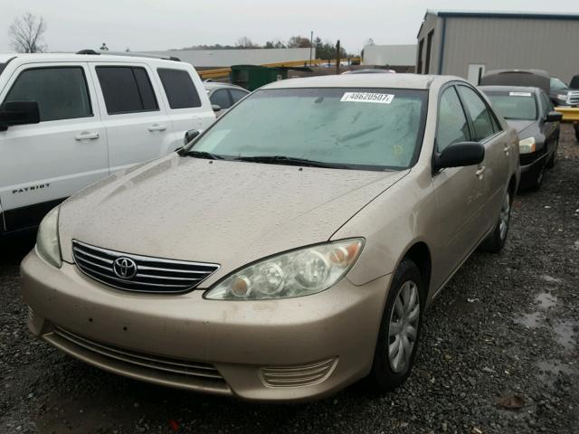 4T1BE32K75U610323 - 2005 TOYOTA CAMRY LE BEIGE photo 2