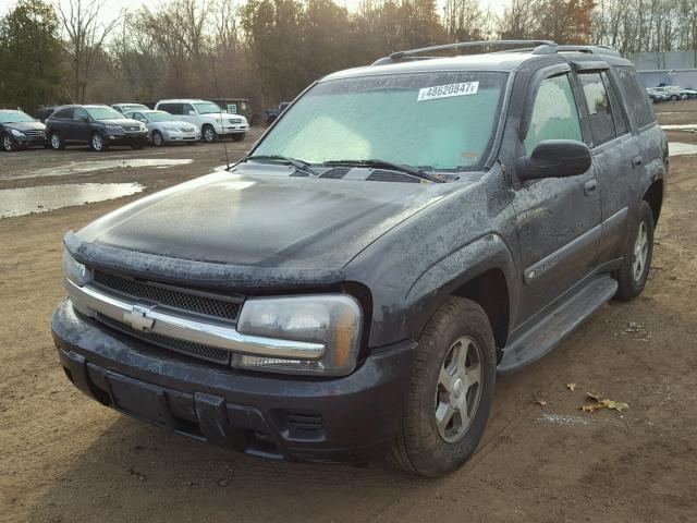 1GNDT13S942392344 - 2004 CHEVROLET TRAILBLAZE GREEN photo 2