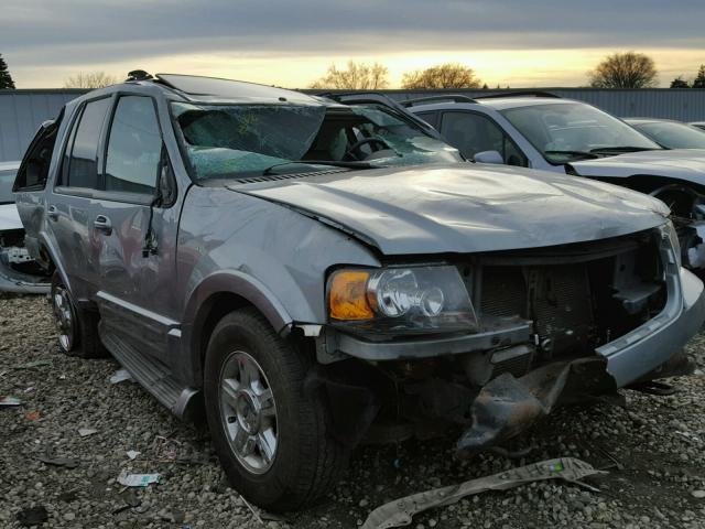 1FMFU20526LA76652 - 2006 FORD EXPEDITION SILVER photo 1