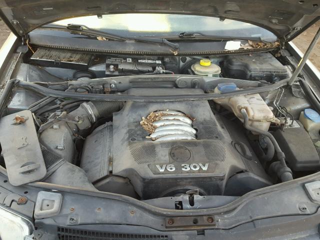 WVWPH63B61P277980 - 2001 VOLKSWAGEN PASSAT GLS GRAY photo 7