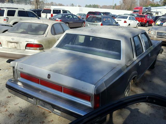 1LNBP96F9EY666542 - 1984 LINCOLN TOWN CAR GRAY photo 4