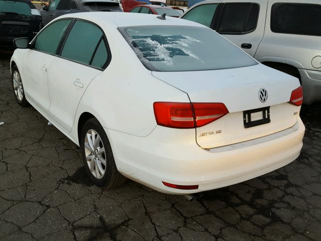 3VWD17AJXFM226449 - 2015 VOLKSWAGEN JETTA SE WHITE photo 3