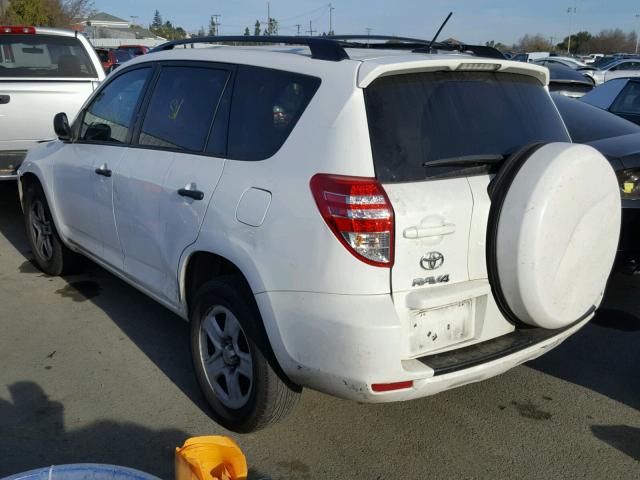 2T3BF4DVXBW100478 - 2011 TOYOTA RAV4 WHITE photo 3