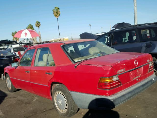 WDBEA26D6MB366935 - 1991 MERCEDES-BENZ 300 E 2.6 RED photo 3