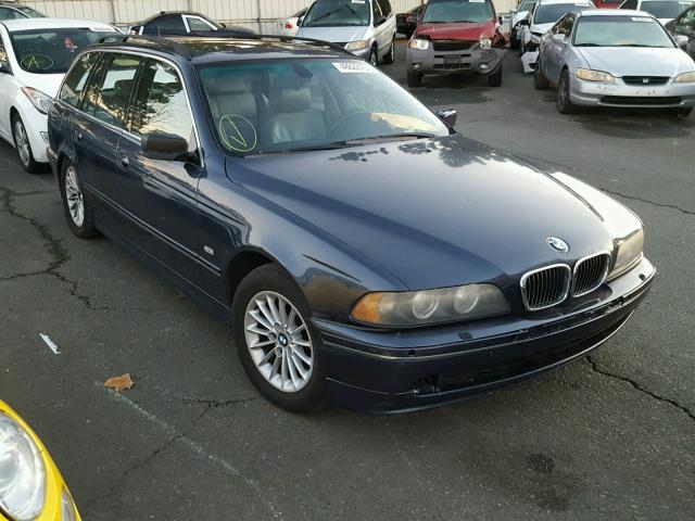 WBADR63422GN92324 - 2002 BMW 540 IT AUT BLUE photo 1