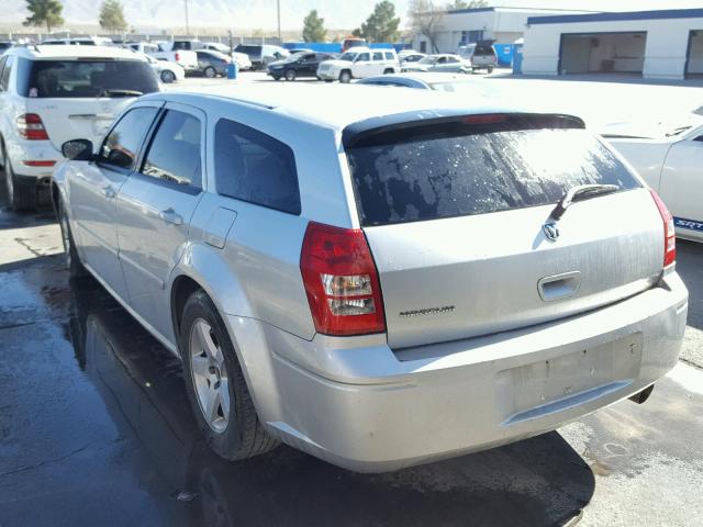 2D4FV47T06H213606 - 2006 DODGE MAGNUM SE SILVER photo 3