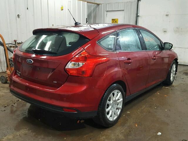 1FADP3K2XEL338207 - 2014 FORD FOCUS SE MAROON photo 4