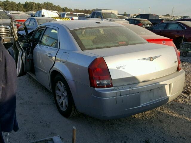 2C3LA43R07H880235 - 2007 CHRYSLER 300 SILVER photo 3