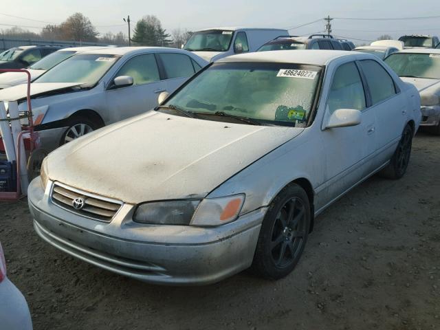 JT2BG22K7Y0455446 - 2000 TOYOTA CAMRY CE CREAM photo 2