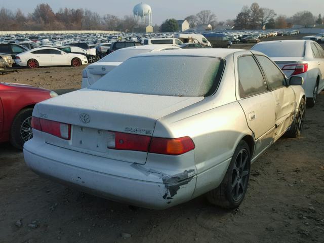 JT2BG22K7Y0455446 - 2000 TOYOTA CAMRY CE CREAM photo 4