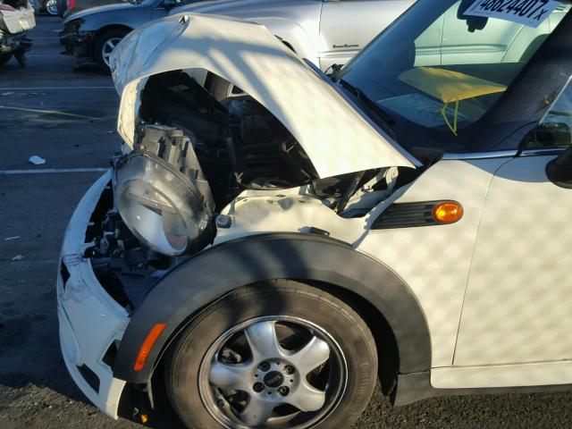 WMWZF3C58BT188408 - 2011 MINI COOPER CLU BEIGE photo 9