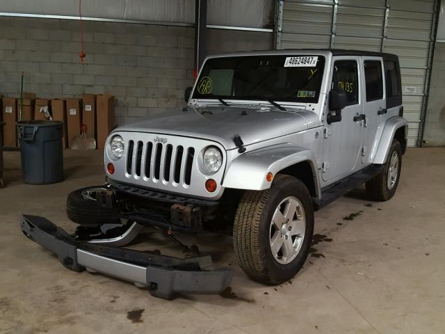 1J4BA5H15AL156660 - 2010 JEEP WRANGLER U SILVER photo 2