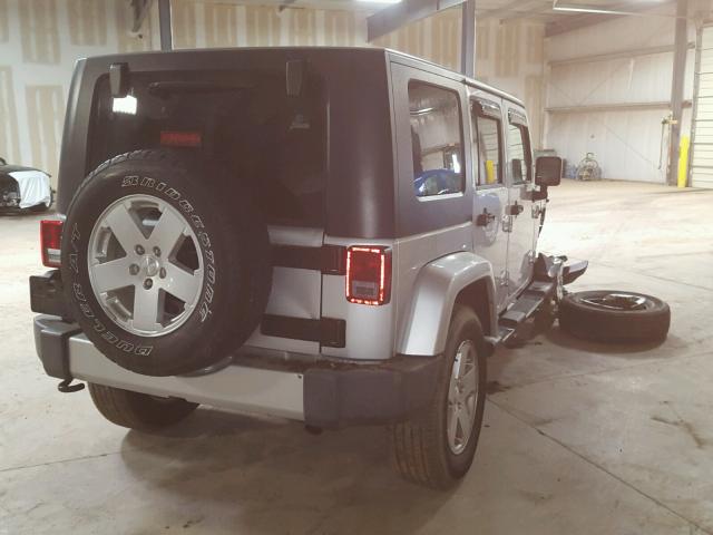 1J4BA5H15AL156660 - 2010 JEEP WRANGLER U SILVER photo 4