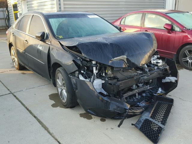 4T1BF1FK1FU889586 - 2015 TOYOTA CAMRY LE შავი ფოტო 1