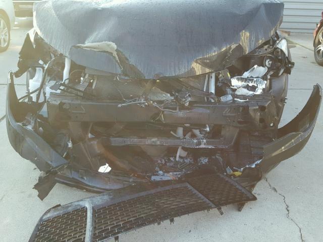 4T1BF1FK1FU889586 - 2015 TOYOTA CAMRY LE შავი ფოტო 9