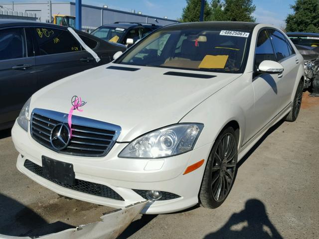 WDDNG71X48A165213 - 2008 MERCEDES-BENZ S 550 WHITE photo 2