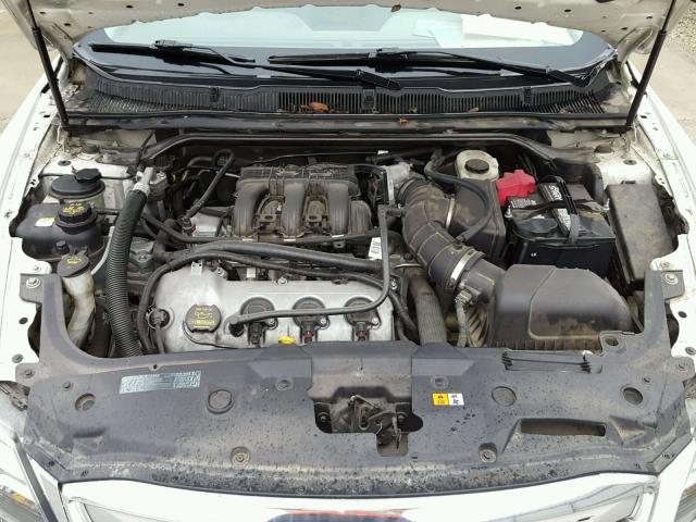 1FAHP2DW6BG124105 - 2011 FORD TAURUS SE WHITE photo 7