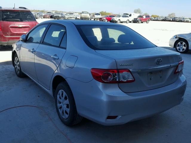 2T1BU4EE4BC640732 - 2011 TOYOTA COROLLA BA SILVER photo 3