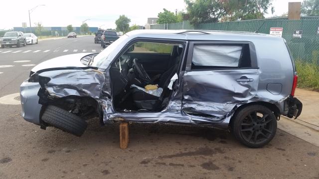 JTLZE4FE2C1145725 - 2012 TOYOTA SCION XB BLUE photo 9