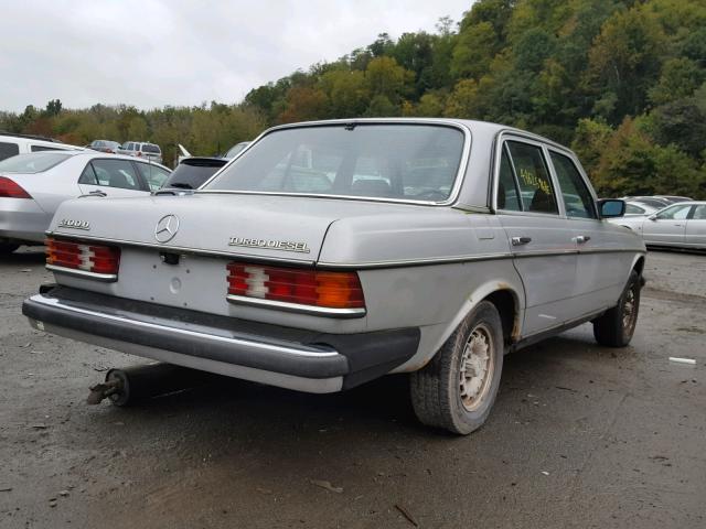 WDBAB33A1DB025583 - 1983 MERCEDES-BENZ 300 DT SILVER photo 4