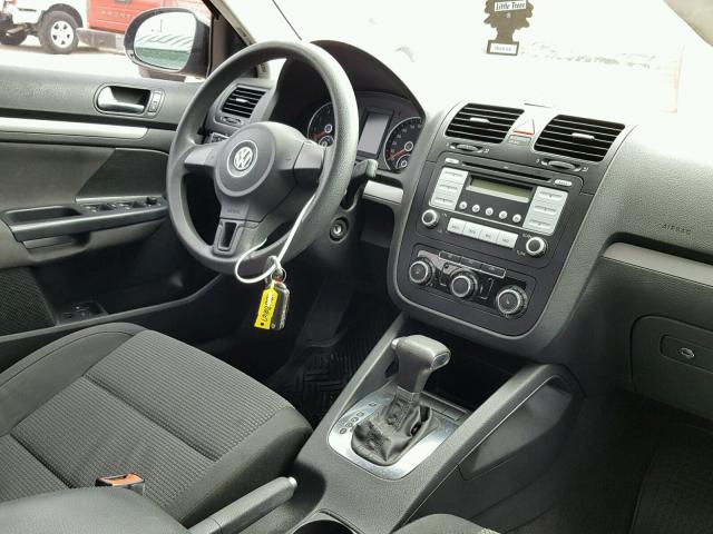 3VWJX7AJ2AM014526 - 2010 VOLKSWAGEN JETTA S 黑色 照片 5