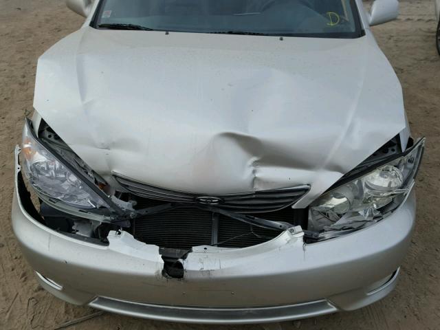 4T1BF30K45U098522 - 2005 TOYOTA CAMRY LE SILVER photo 7