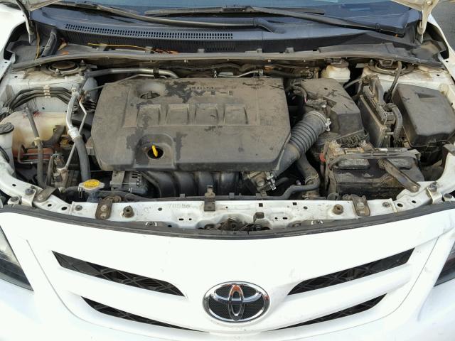 2T1BU4EE4DC936952 - 2013 TOYOTA COROLLA BA WHITE photo 7