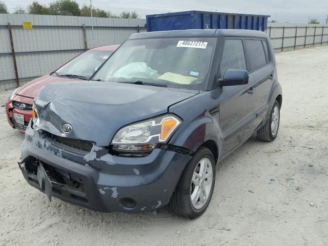 KNDJT2A27B7339954 - 2011 KIA SOUL + BLUE photo 2