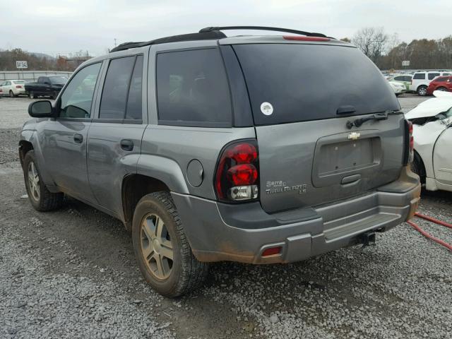 1GNDT13S452179089 - 2005 CHEVROLET TRAILBLAZE BROWN photo 3