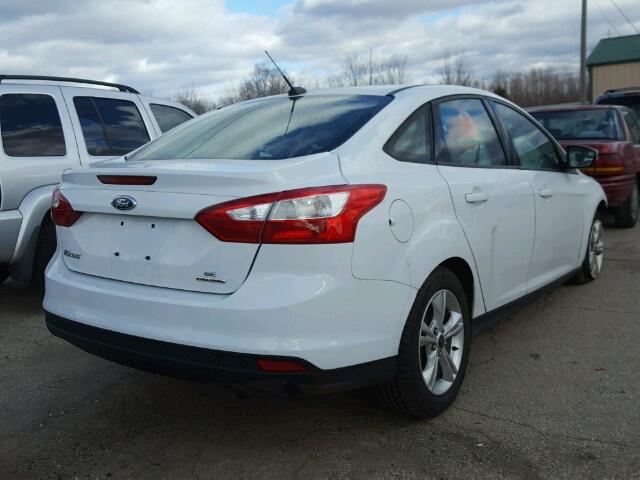 1FADP3F21DL291402 - 2013 FORD FOCUS SE WHITE photo 4