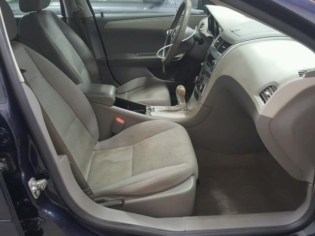 1G1ZG57B99F166561 - 2009 CHEVROLET MALIBU LS BLUE photo 5