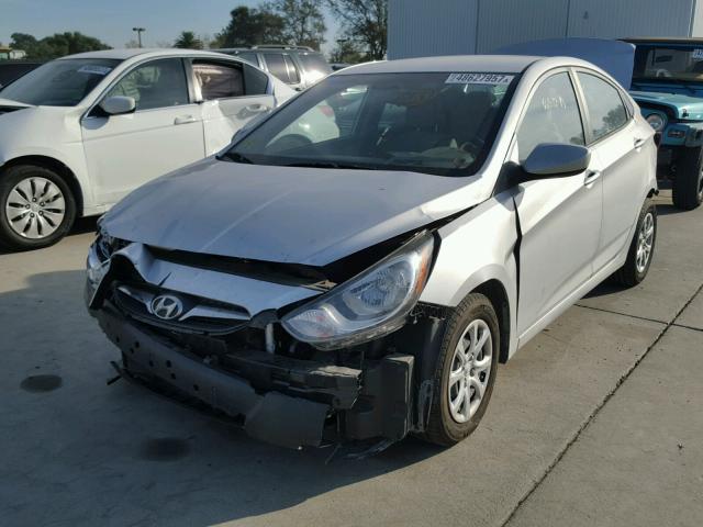 KMHCT4AE5EU725742 - 2014 HYUNDAI ACCENT GLS SILVER photo 2