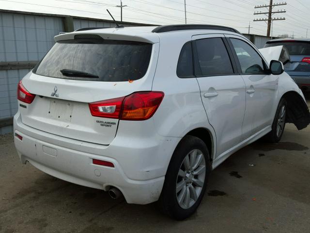 JA4AP4AU2BZ012863 - 2011 MITSUBISHI OUTLANDER WHITE photo 3