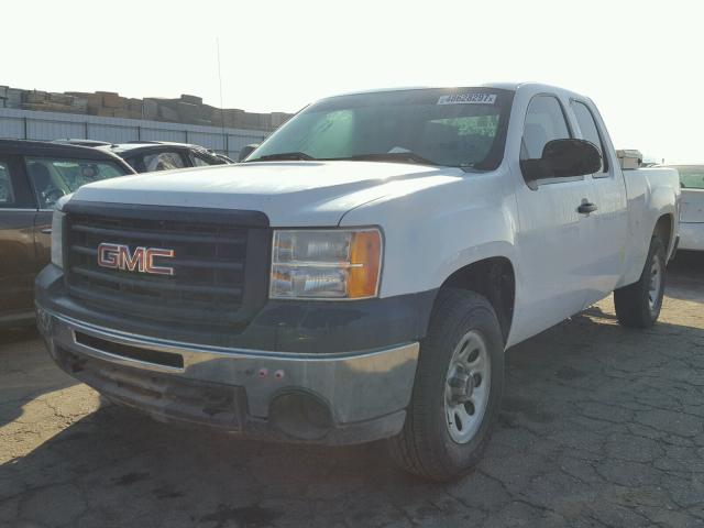 1GTR2TEA3BZ334249 - 2011 GMC SIERRA K15 WHITE photo 2