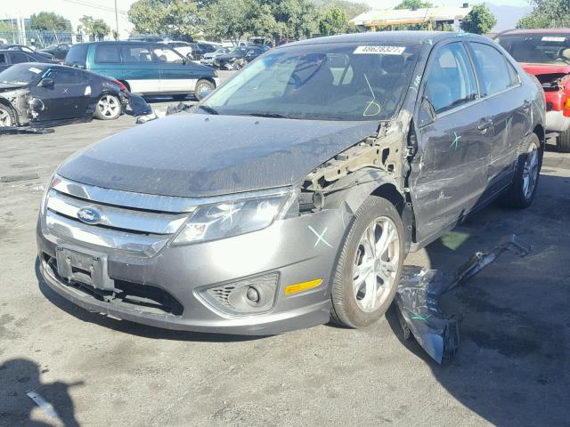 3FAHP0HG0CR164231 - 2012 FORD FUSION SE GRAY photo 2