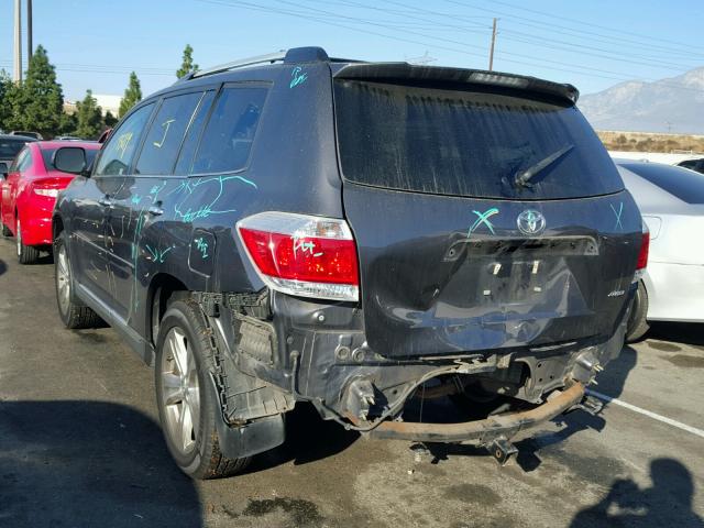 5TDDK3EH9CS150380 - 2012 TOYOTA HIGHLANDER GRAY photo 3