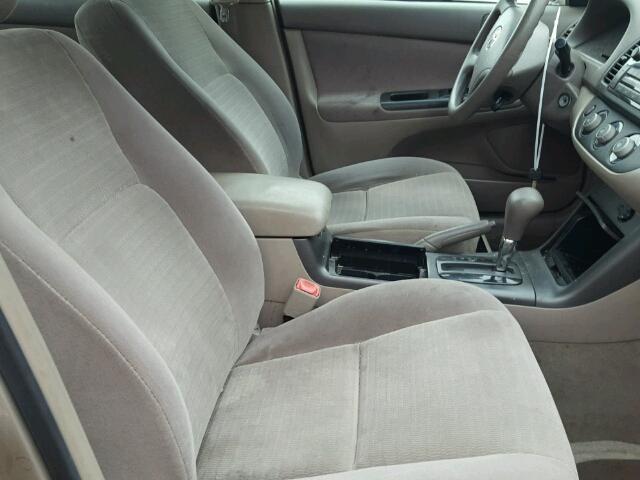 4T1BE32K45U946771 - 2005 TOYOTA CAMRY LE 银色 照片 5