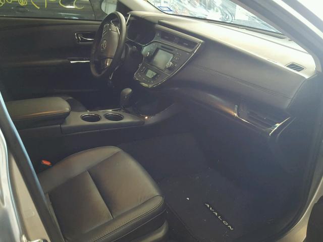 4T1BK1EB0GU215766 - 2016 TOYOTA AVALON XLE SILVER photo 5
