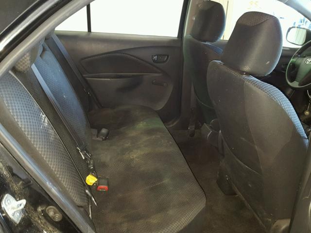 JTDBT923481269104 - 2008 TOYOTA YARIS BLACK photo 6